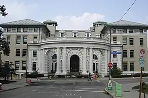 Margaret Morrison Carnegie Hall (Margaret Morrison Carnegie School for Women) of Carnegie Mellon, built in 1906 (addition in 1914).