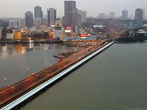 Image 115The 1056m Johor-Singapore Causeway connects Malaysia and Singapore across the Straits of Johor. In the background is Johor Bahru. (from Geography of Malaysia)