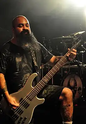 Soulfly,_Tony_Campos,_2012.jpg