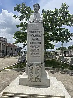 Statue of Juan Bruno Zayas