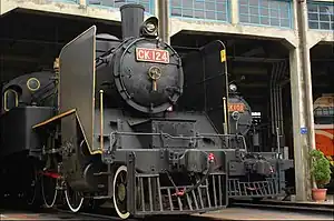 Locomotives at Changhua roundhouse in 2008