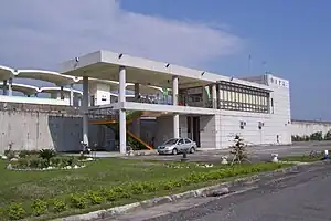 Dongli station entrance