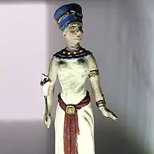 Courtenay, United Kingdom, Queen Nefertiti