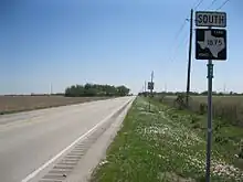 View south on FM 1875 near US 90A east of Tavener