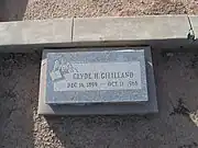 The grave site of Clyde Harlen Gililland (1899–1968).