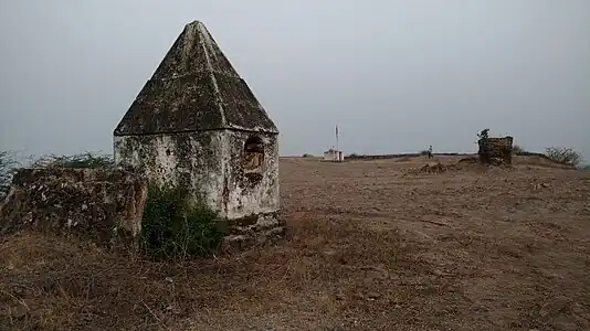 British tombs erected to the memory of the officers killed, Thalner fort, 2017