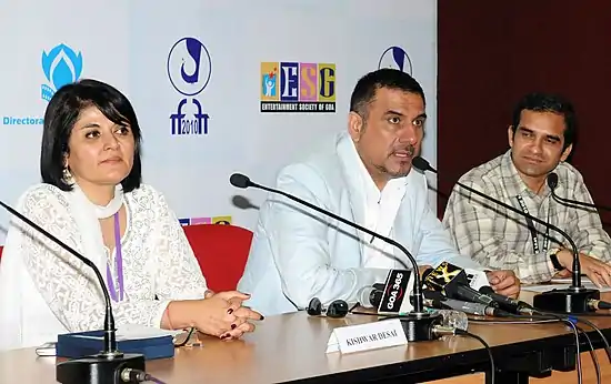 The Actor, Shri Boman Irani briefing the media on the Topic “Comedy in Hindi Cinema”, at the 41st International Film Festival (IFFI-2010), in Panjim, Goa on December 01, 2010.jpg