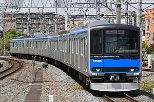 A 6-car 60000 series in April 2021