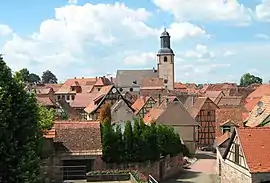 The church and surroundings in Bouxwiller