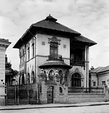 Villa of Zaharia Leon on Drosescu street.