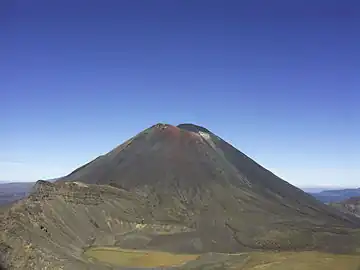 Mount Ngauruhoe served as Mount Doom in the films.