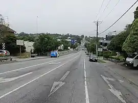 Toorak Road, looking west from Tooronga Road, Hawthorn East