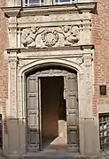 Door of the stair tower of the Hôtel du Vieux-Raisin (between 1515 and 1528).