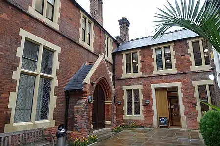 Toynbee Hall courtyard, 2019.