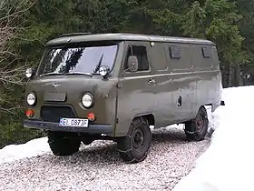 UAZ-452/UAZ-3742 (1965–present)