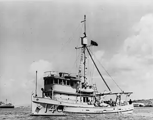 USS Condor (AMc-14) Photographed in 1941, probably off San Diego, California