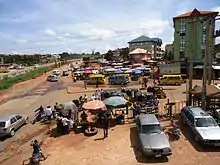 Broken-down roads at Corner of Expressway with Arthur Eze Street, Awka alt text