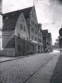 View of the 5 Granaries in 1905