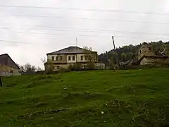 View from the lower neighborhood of upland houses, Volkovija