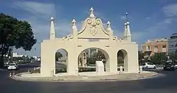 Fleur-de-Lys Gate