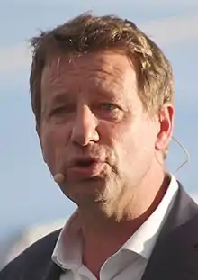 Yannick Jadot, 2021 (cropped).jpg