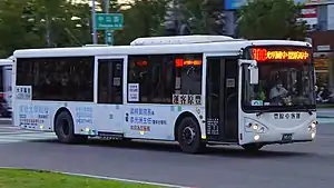 豐原客運所使用的申沃低地板公車（900跳蛙）