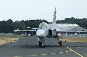 泰國皇家空軍於2008年開始分兩階段購入JAS 39獅鷲戰鬥機