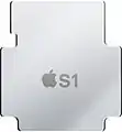 Apple S1的金屬外殼，外殼內以樹脂填充。