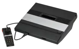 Atari 5200及其控制器