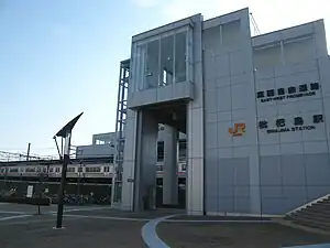 站舍（東口）