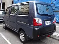 Veryca廂型車後視圖