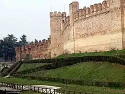 A view of a section of the Vicenza gate of Cittadella's walls from the outside