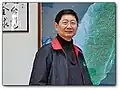 鄭治明，第二任院長（1999年-2005年），美國耶魯大學經濟學博士