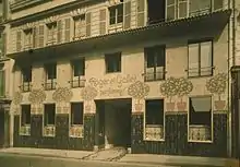 Facade of Roger & Gallet photographed by Eugène Druet