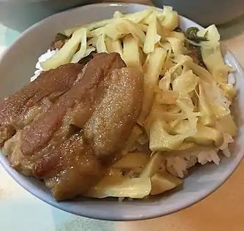 爌肉飯