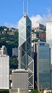 香港中银大厦367米，72層