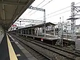 從宝塚本線月臺眺望車站全景