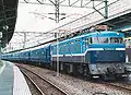 JR貨物色 ED76 1008正在牽引急行「日南」（小倉站）