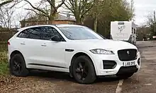 F-Pace R-Sport 車頭