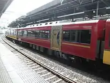 8000系 特別車（プレミアムカー）