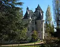 Château des Réaux castle, view from the adjacent park