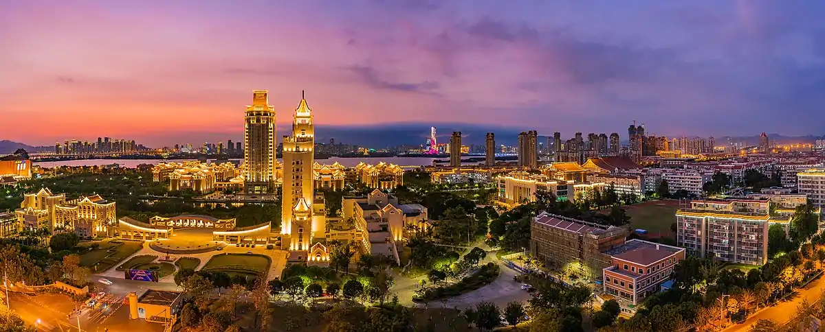 集美大学夜景