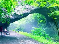 帝釋峽的雄橋