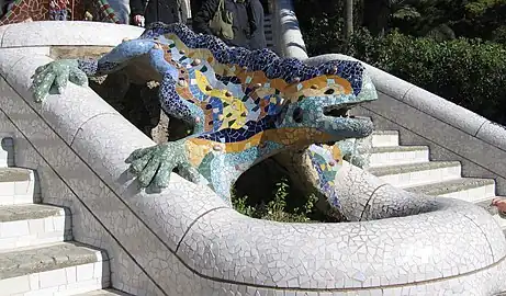 高第龍（Drac Gaudi），桂爾公園最著名的地標