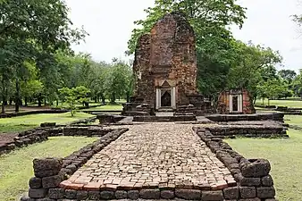 宋披農寺