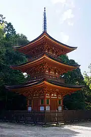 靈山寺塔（奈良）