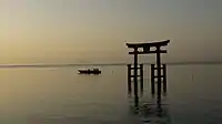 白鬚神社於琵琶湖中的鳥居