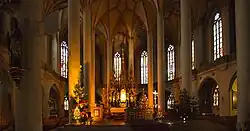 Innenraum mit Altar der St.-Martins-Kirche