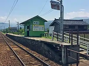 栃屋站全貌（2018年11月）