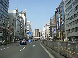 東京都道302號新宿兩國線（靖國通）